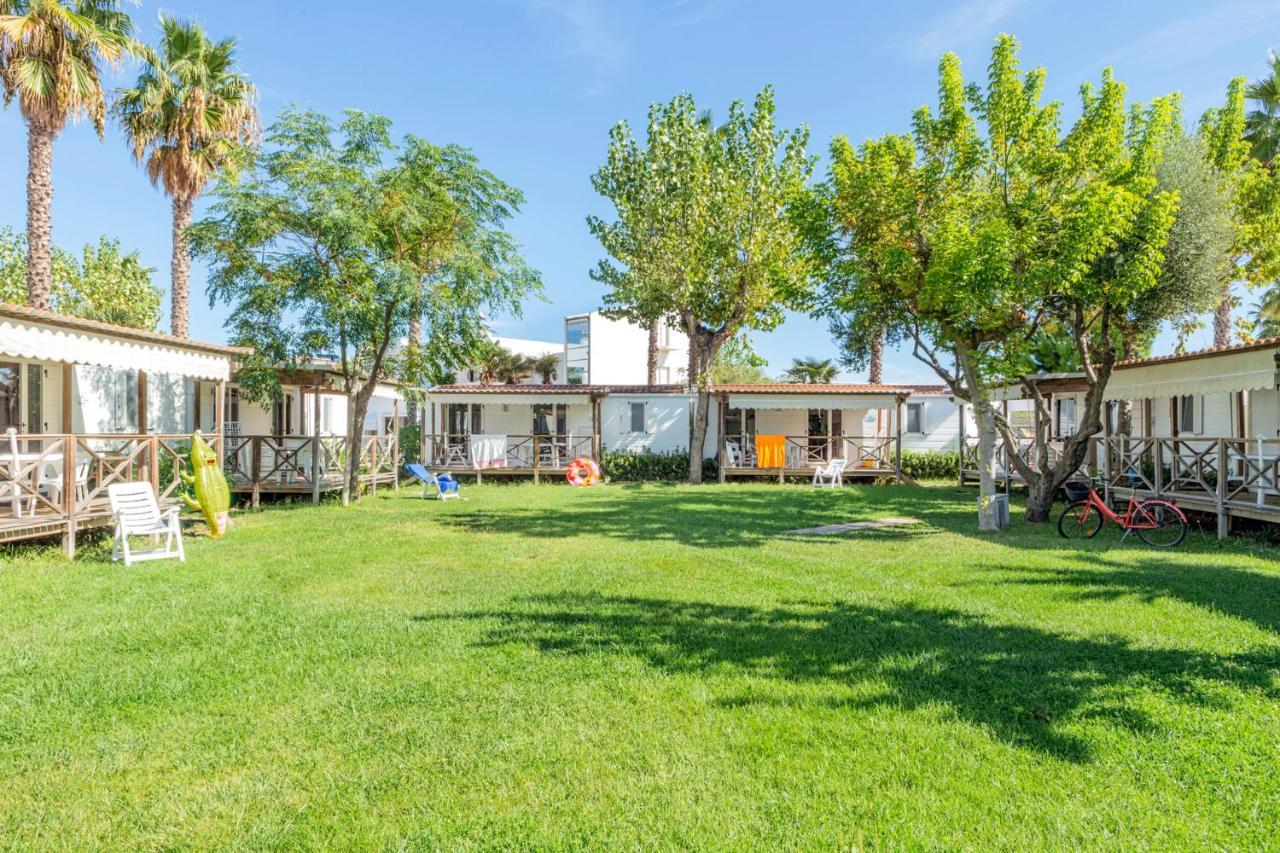 Riva Nuova Camping Village Мартинсикуро Экстерьер фото