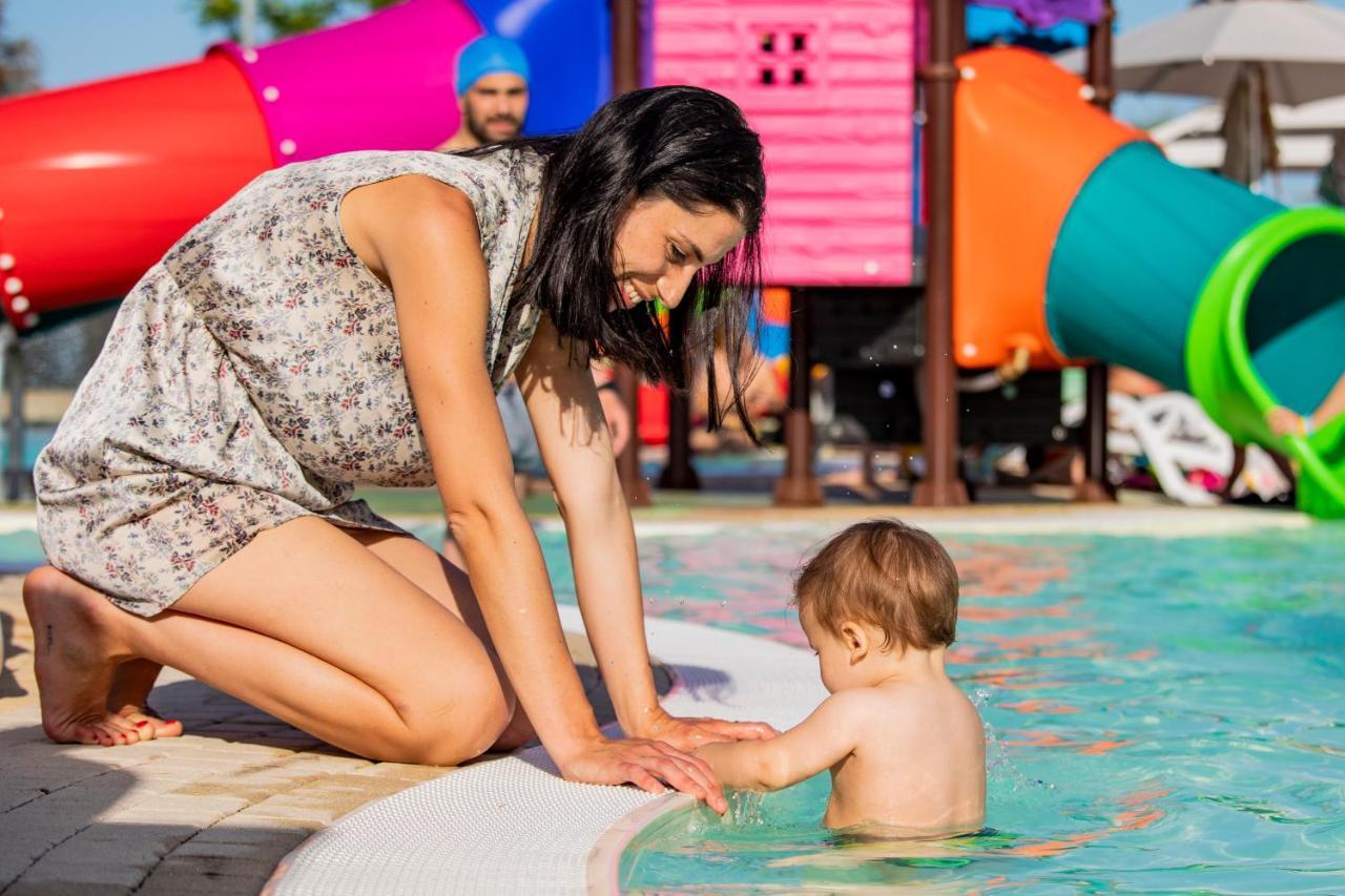 Riva Nuova Camping Village Мартинсикуро Экстерьер фото